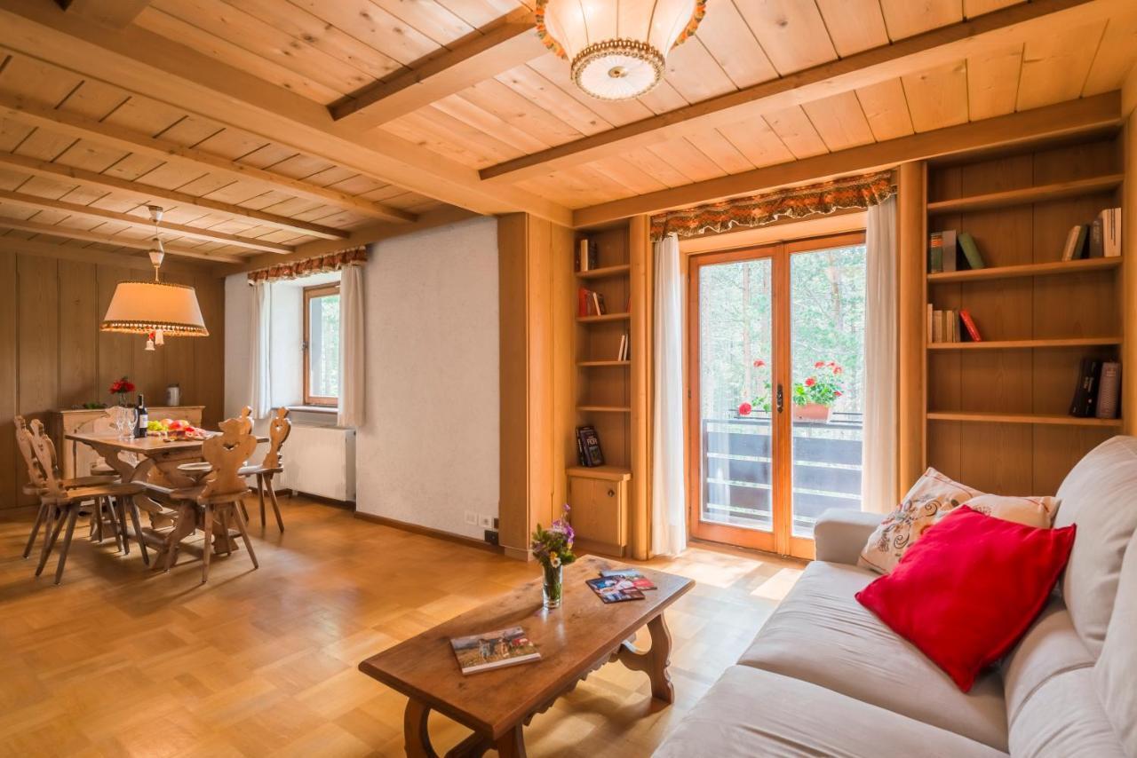 Residence Alice Nel Paese Dell' Armentarola San Cassiano  Bagian luar foto